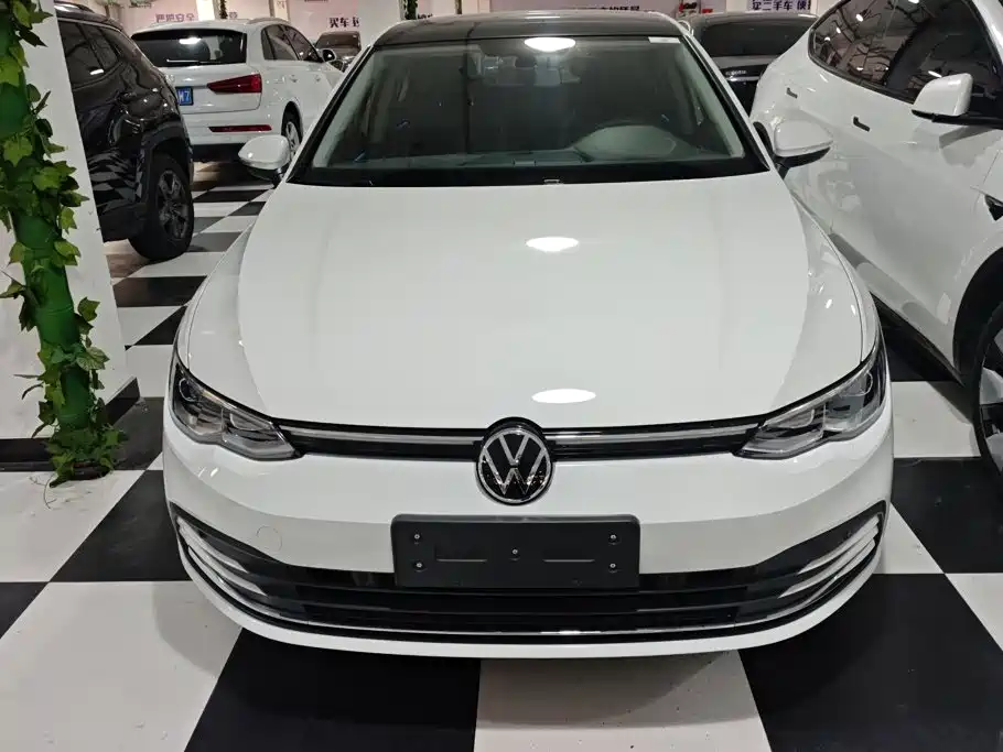Volkswagen Golf — миниатюра 2