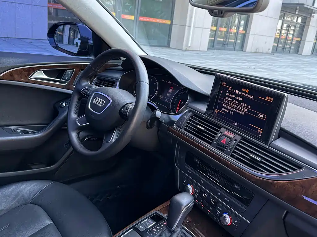 Audi A6L — миниатюра 10