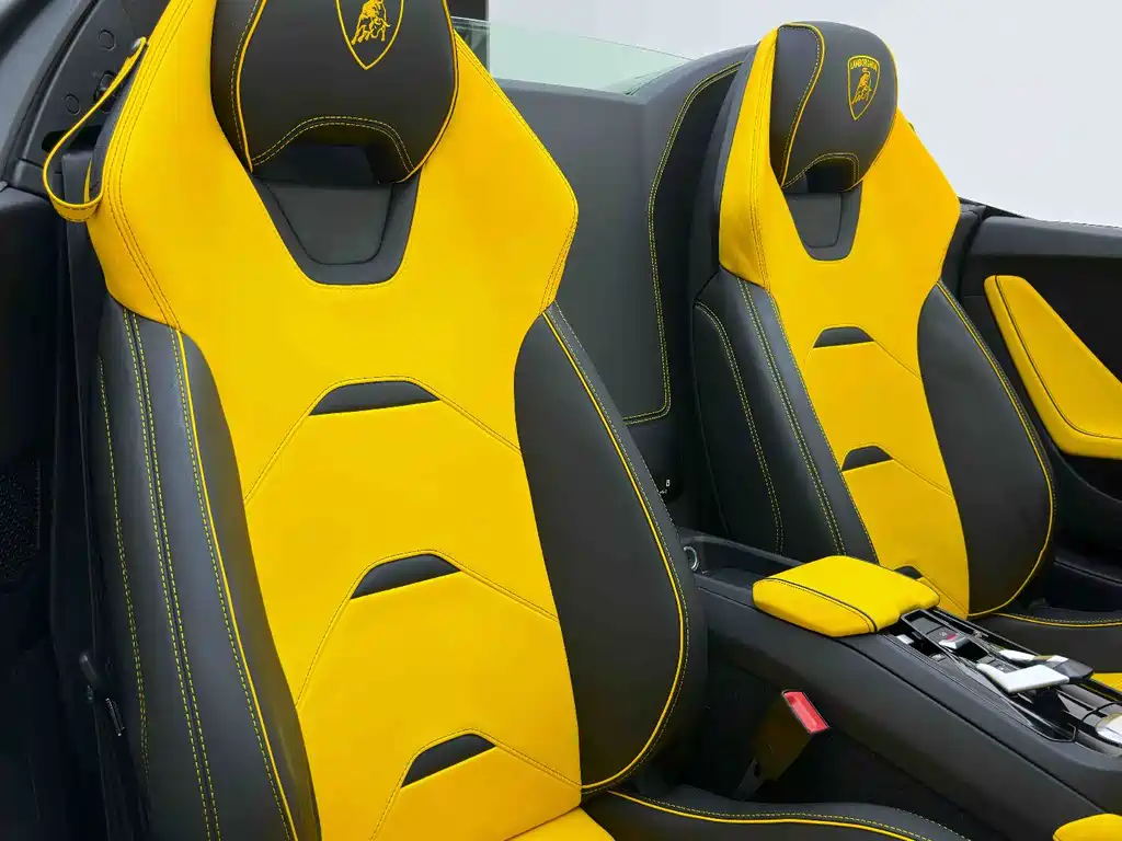 LAMBORGHINI HURACÁN