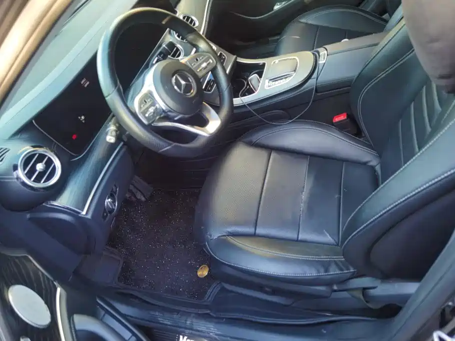 Mercedes-Benz E-Class — миниатюра 9