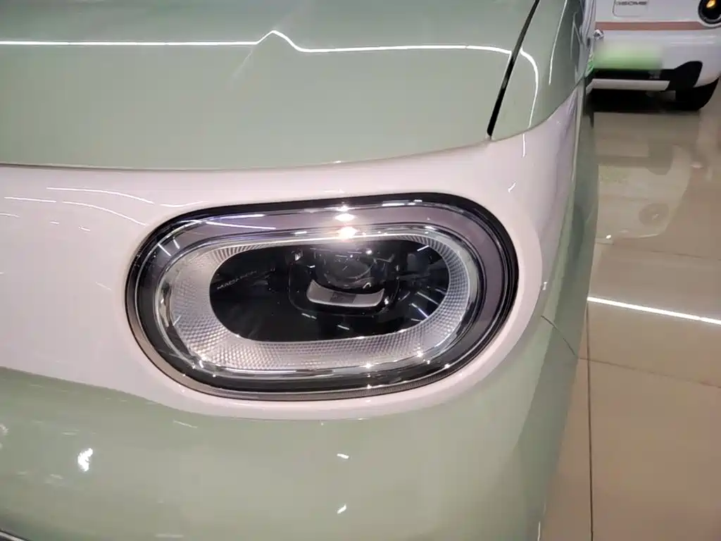 Wuling MINIEV — миниатюра 24