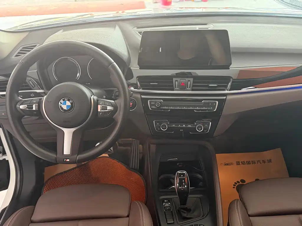 BMW X1 — миниатюра 7