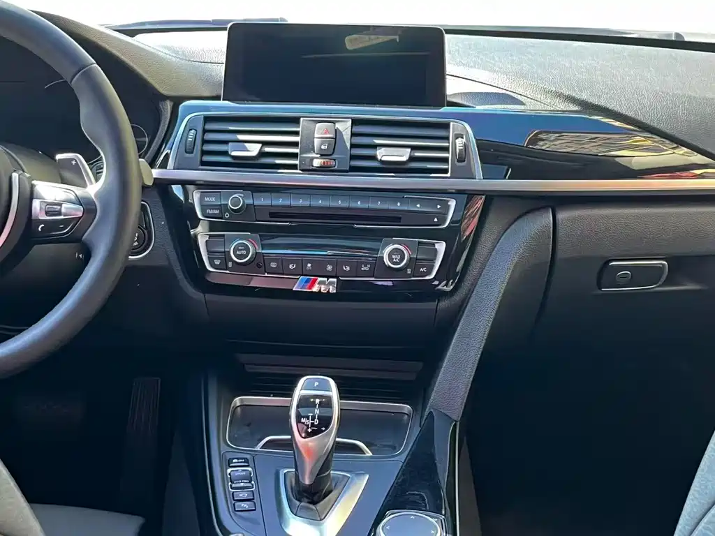 BMW 3 Series — миниатюра 18