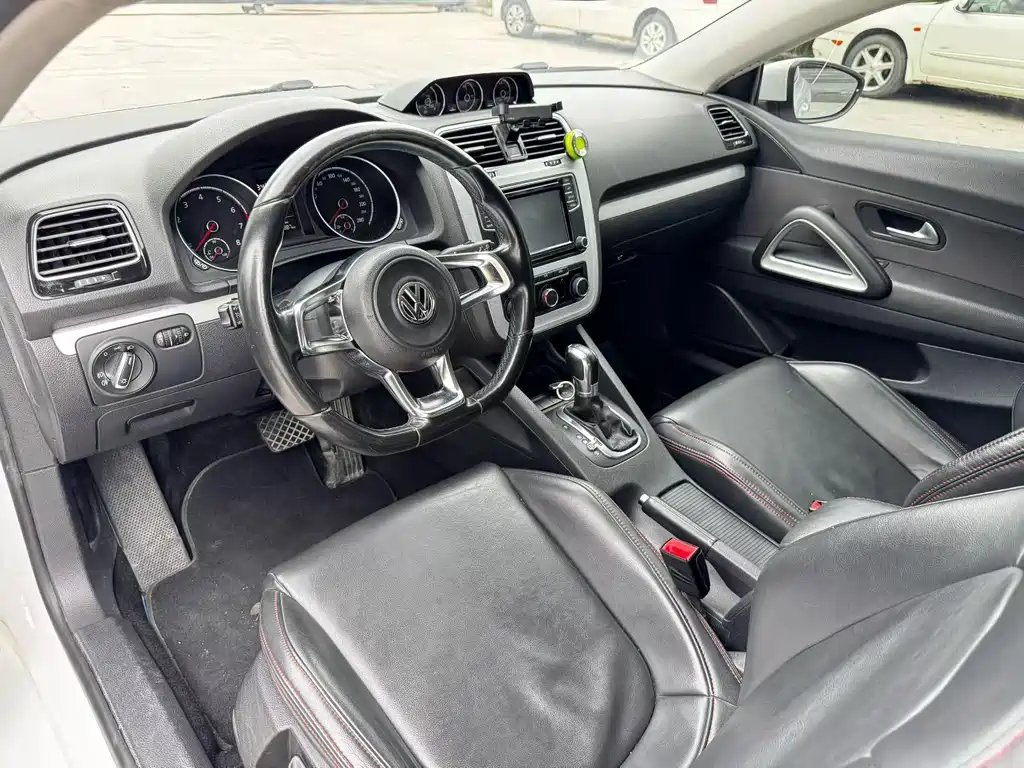 Volkswagen Scirocco — миниатюра 4