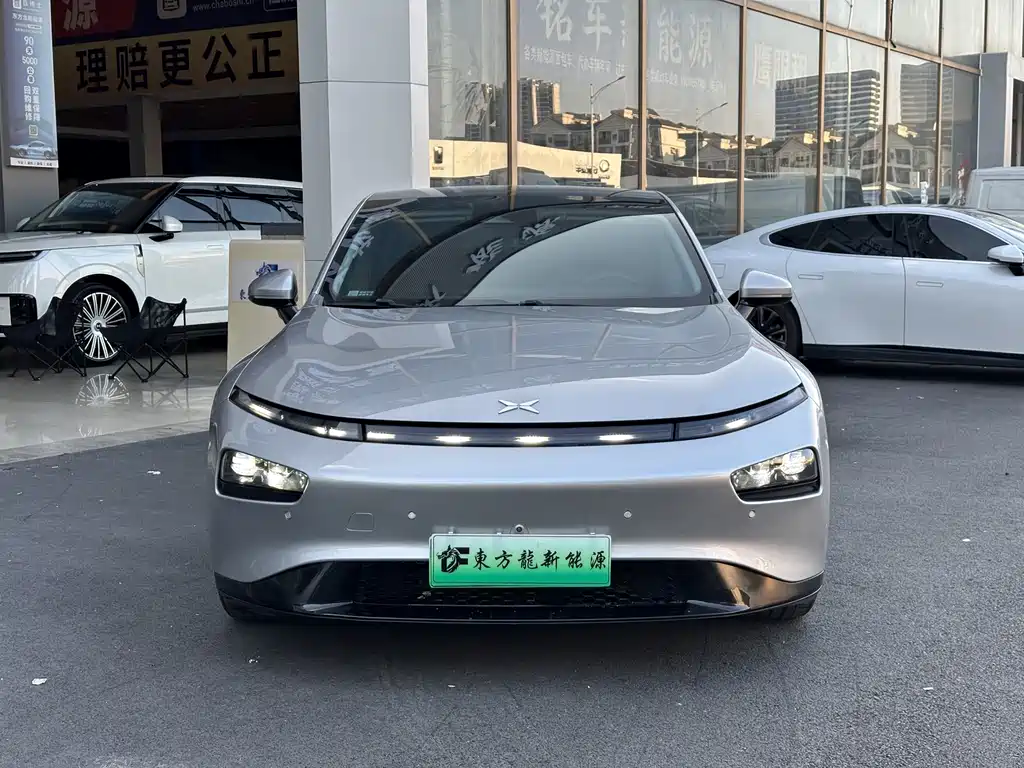 XPeng P7 — миниатюра 2