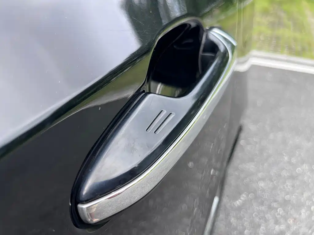 Toyota Crown — миниатюра 17