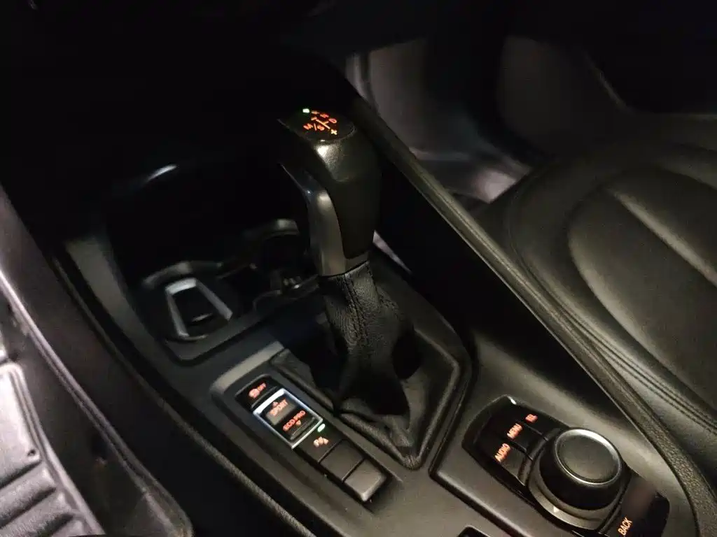 BMW X1 — миниатюра 7
