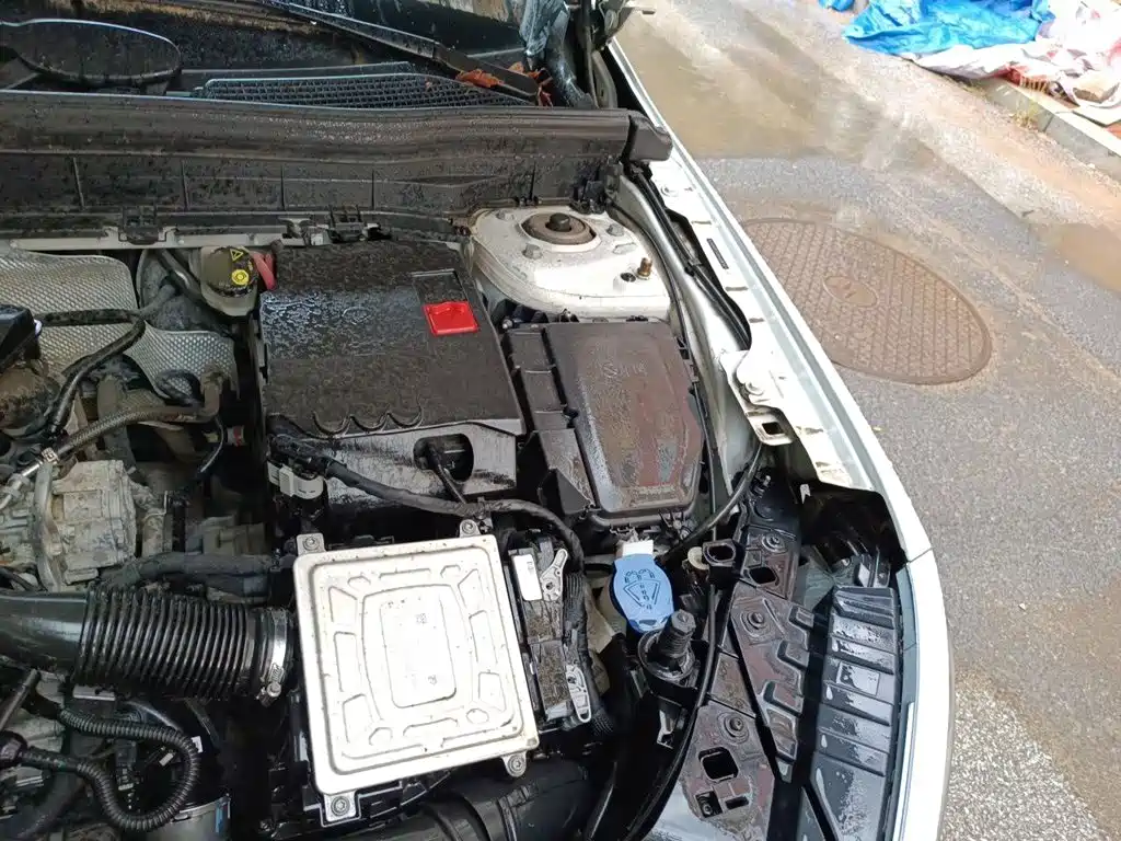 Mercedes-Benz GLB — миниатюра 20