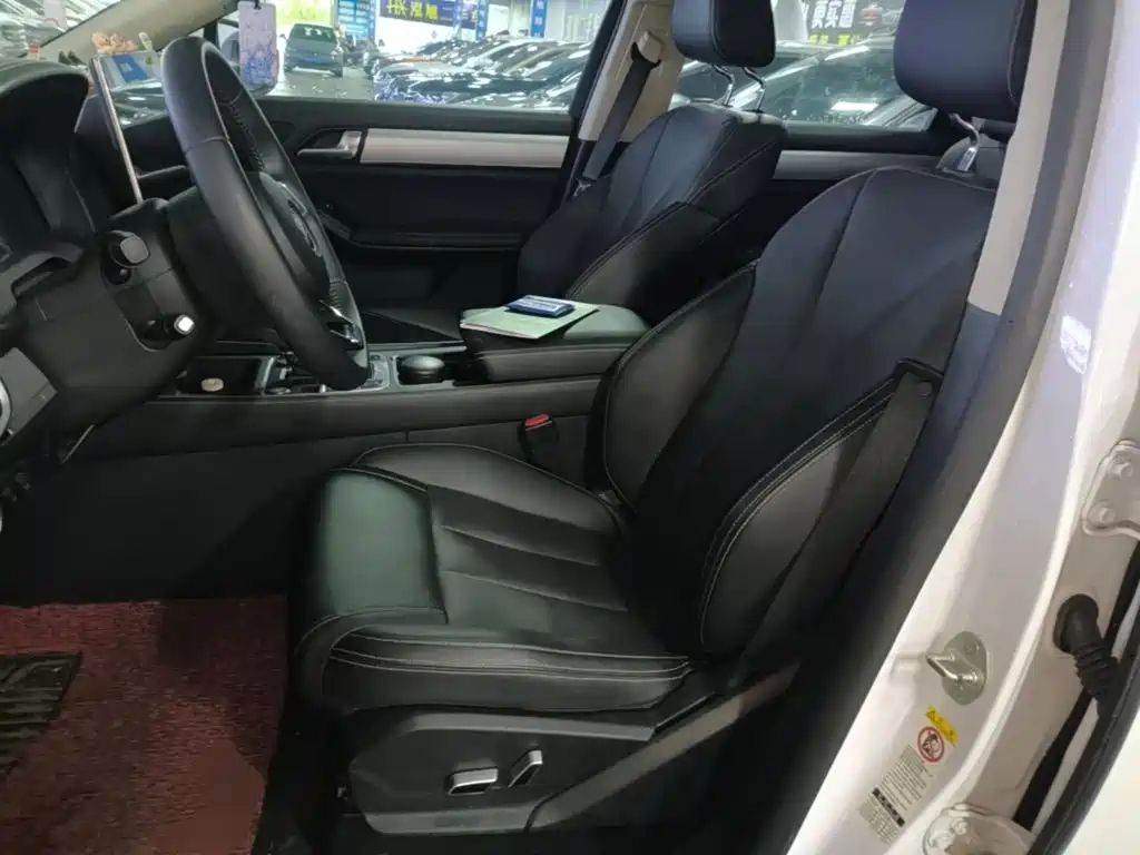 BYD Tang — миниатюра 15