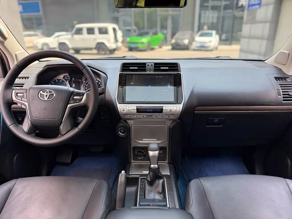 Toyota Land Cruiser Prado 2018 3.5L AT TX-L