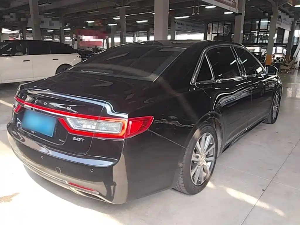 Lincoln Continental — миниатюра 7