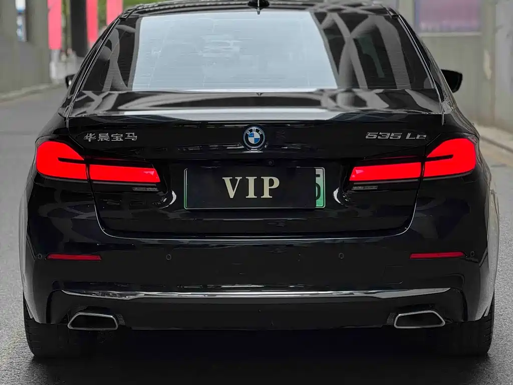 BMW 5 Series 5 2022 535Le Luxury