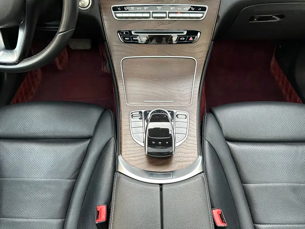 Mercedes-Benz GLC — миниатюра 22