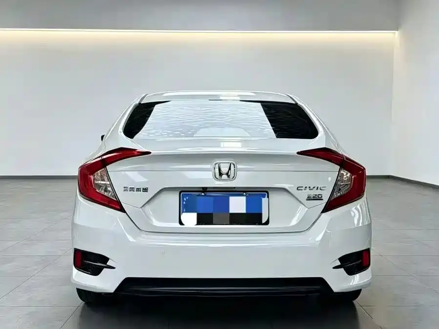 Honda Civic — миниатюра 10