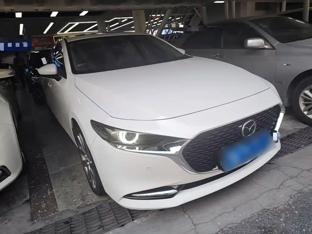 Mazda 3 Axela — миниатюра 4