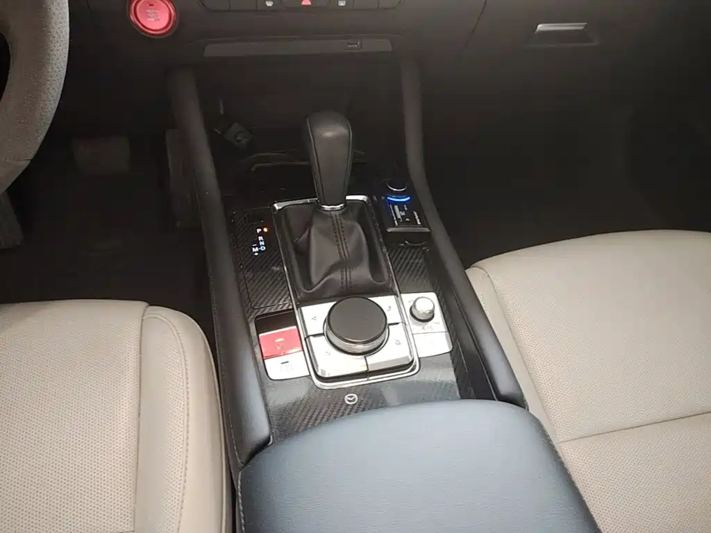 Mazda 3 Axela — миниатюра 14