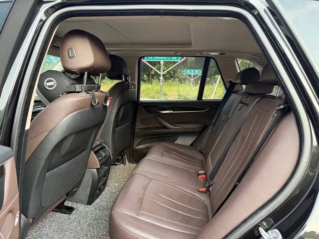 BMW X5 (Import) — миниатюра 7