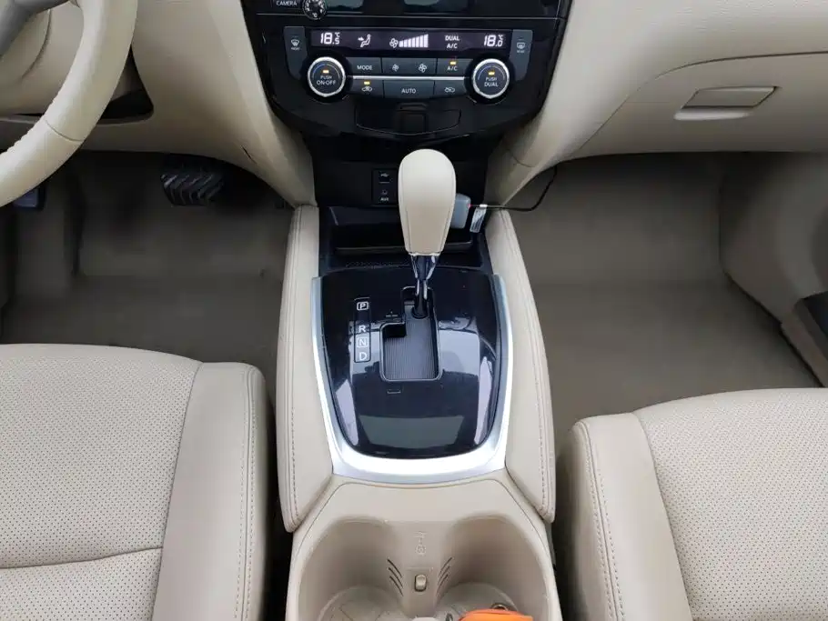 Nissan X-Trail — миниатюра 16