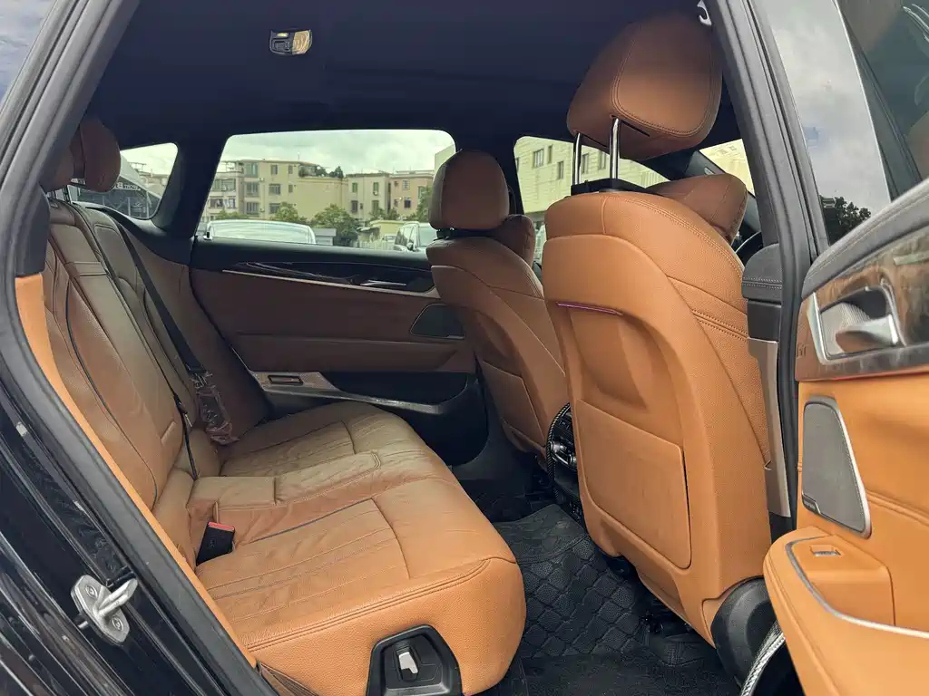 BMW 6 Series GT — миниатюра 17