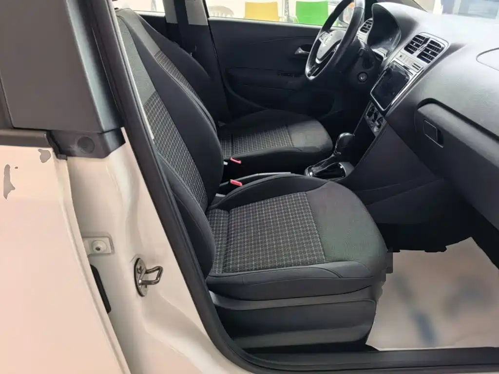 Volkswagen Polo — миниатюра 25