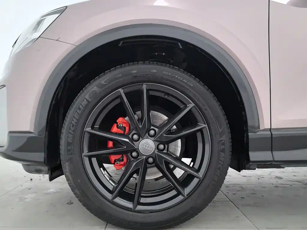 Audi Q2L — миниатюра 17