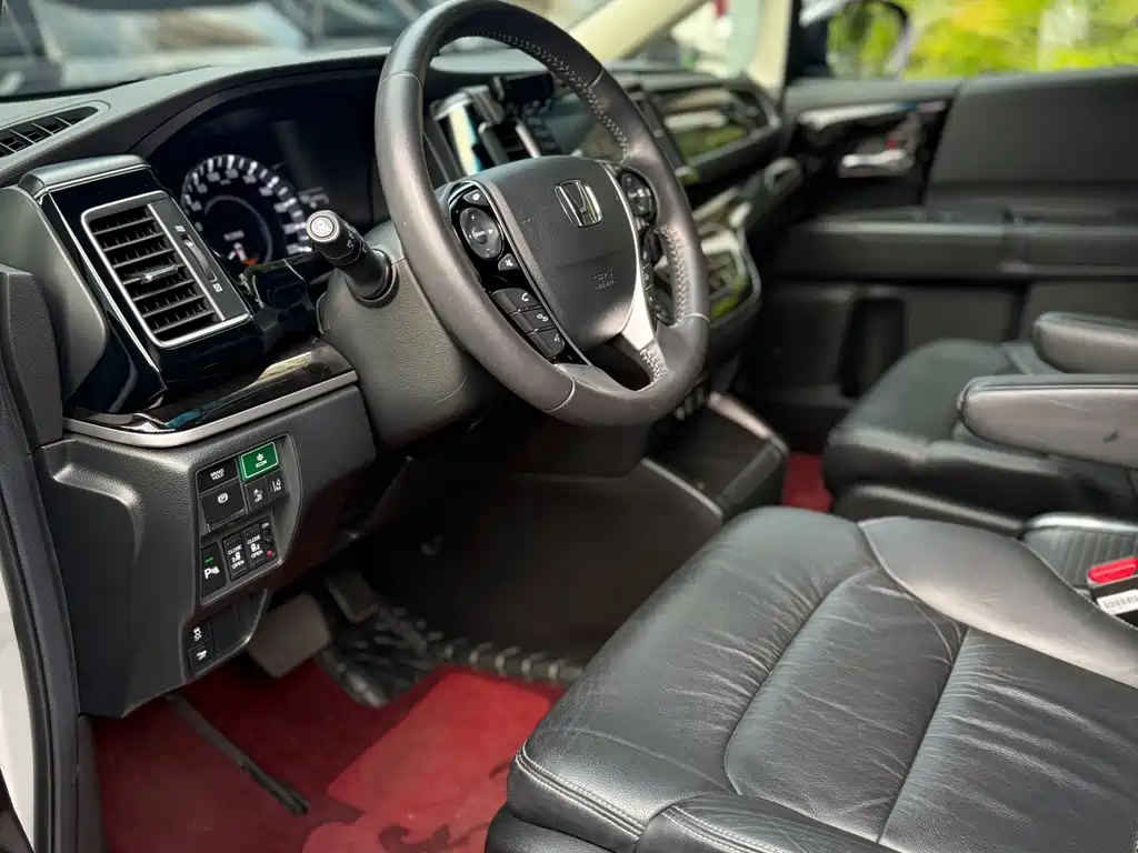 Honda Elysion — миниатюра 10
