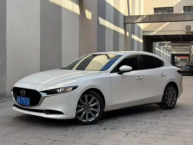 mazda 3-angkesaila