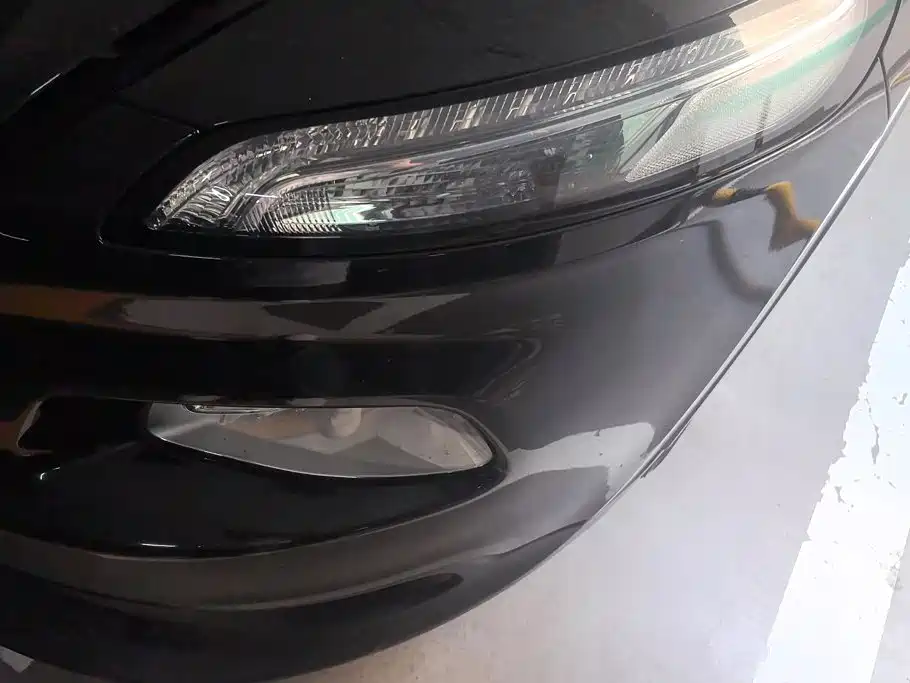 Jeep Cherokee — миниатюра 5