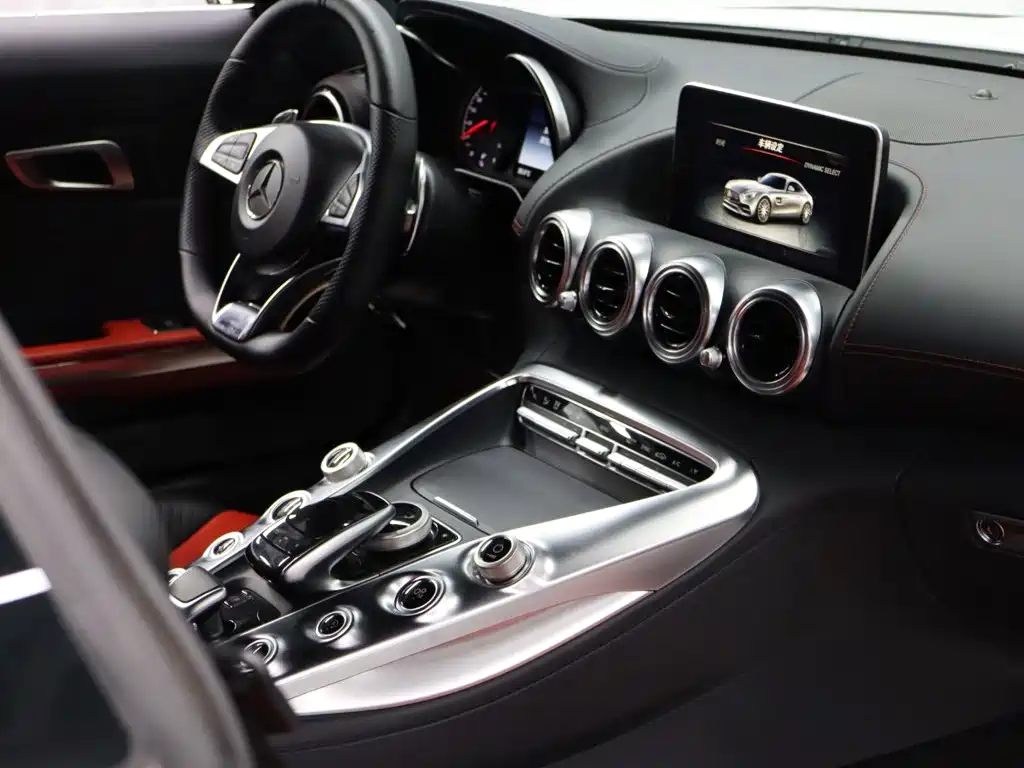 Mercedes-Benz AMG GT — миниатюра 18