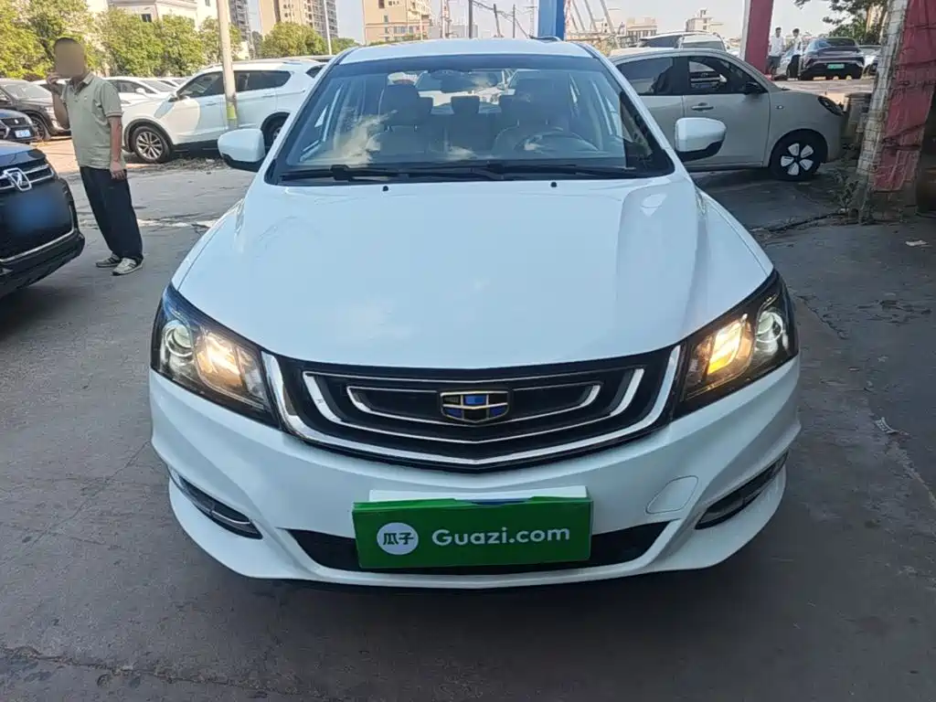 Geely Emgrand — миниатюра 3