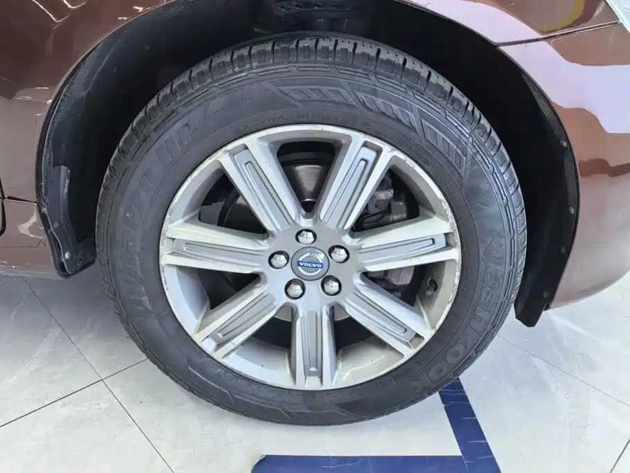 Volvo XC60 — миниатюра 6