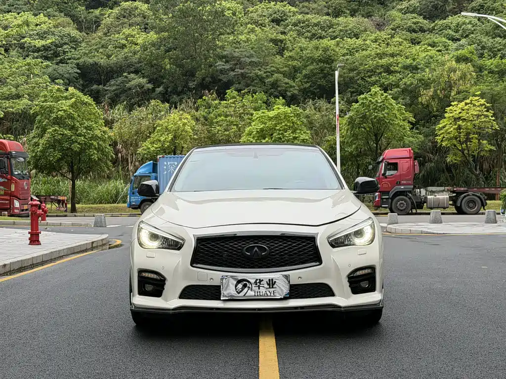 Infiniti Q50L 2015 2.0T Enjoy