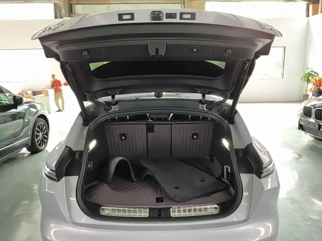 NIO ET5T — миниатюра 19