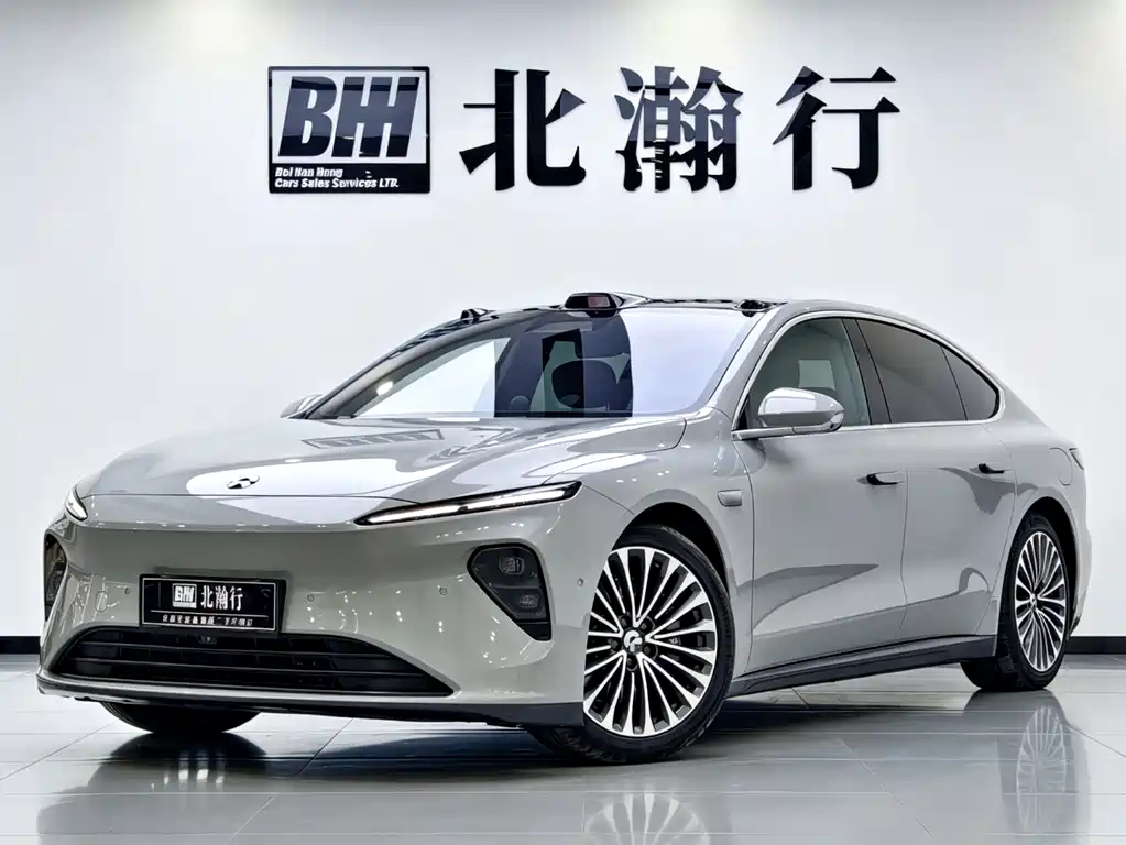 NIO ET7