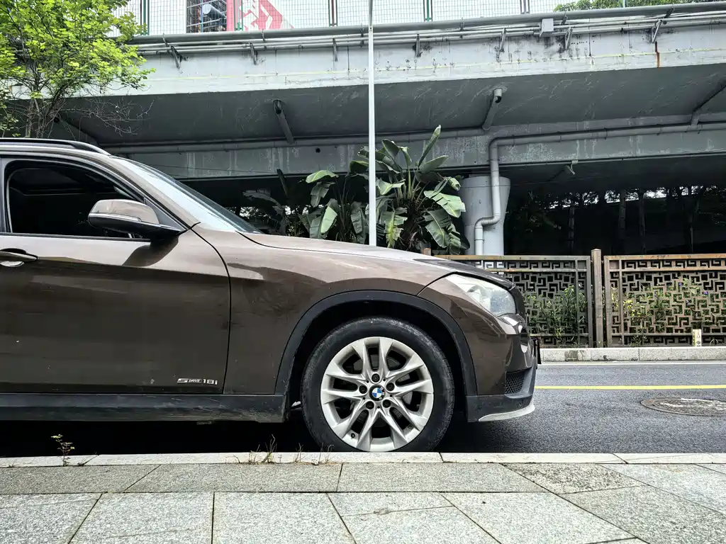 BMW X1 2015 sDrive18i Fashion
