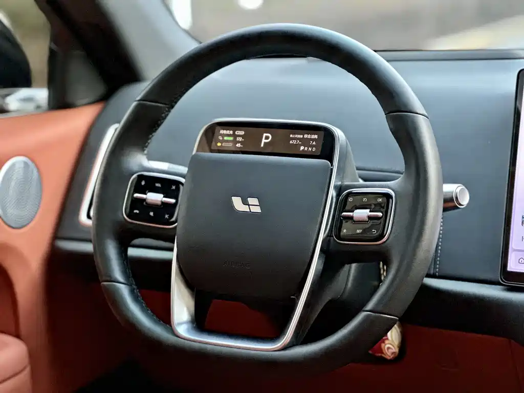 Li Auto IDEAL L6