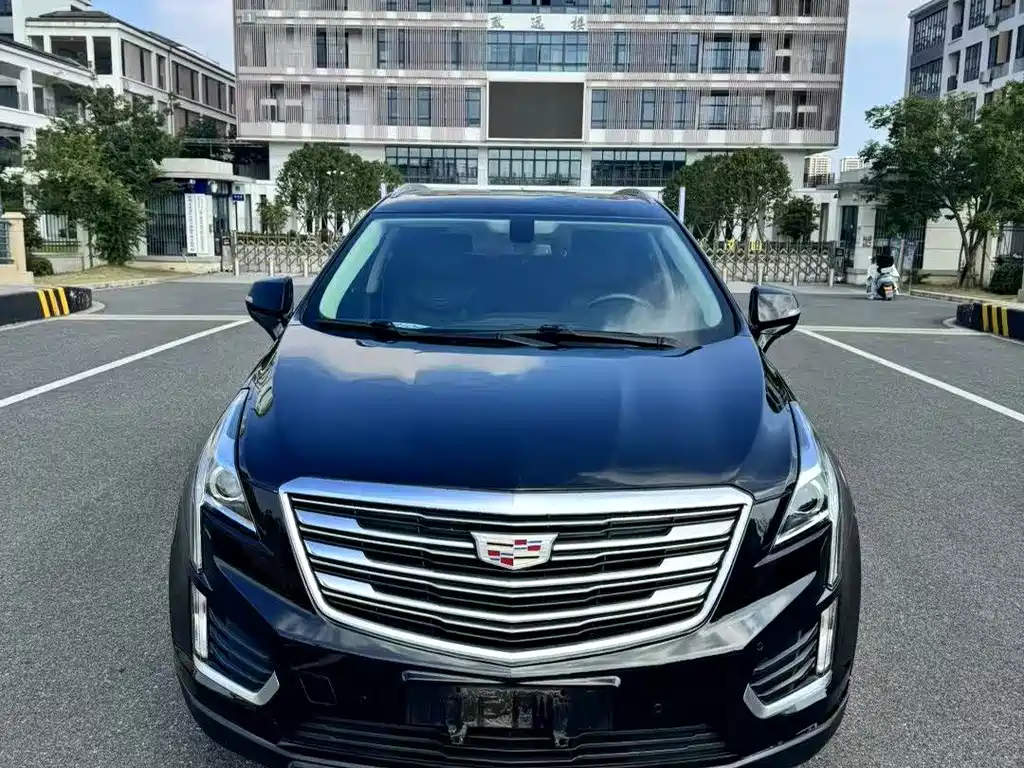 Cadillac XT5 — миниатюра 3