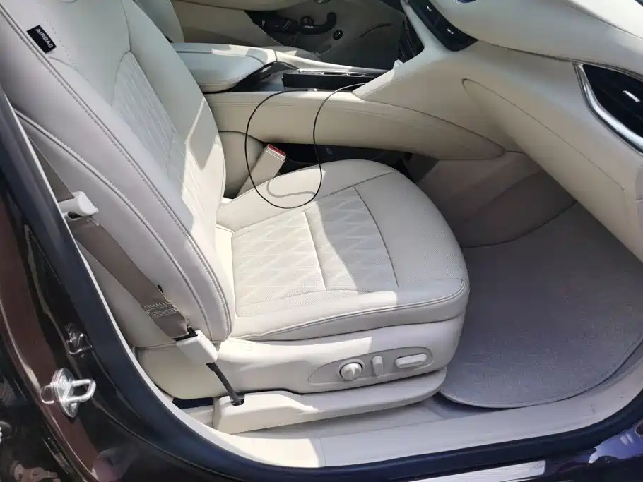 Buick Enclave — миниатюра 8