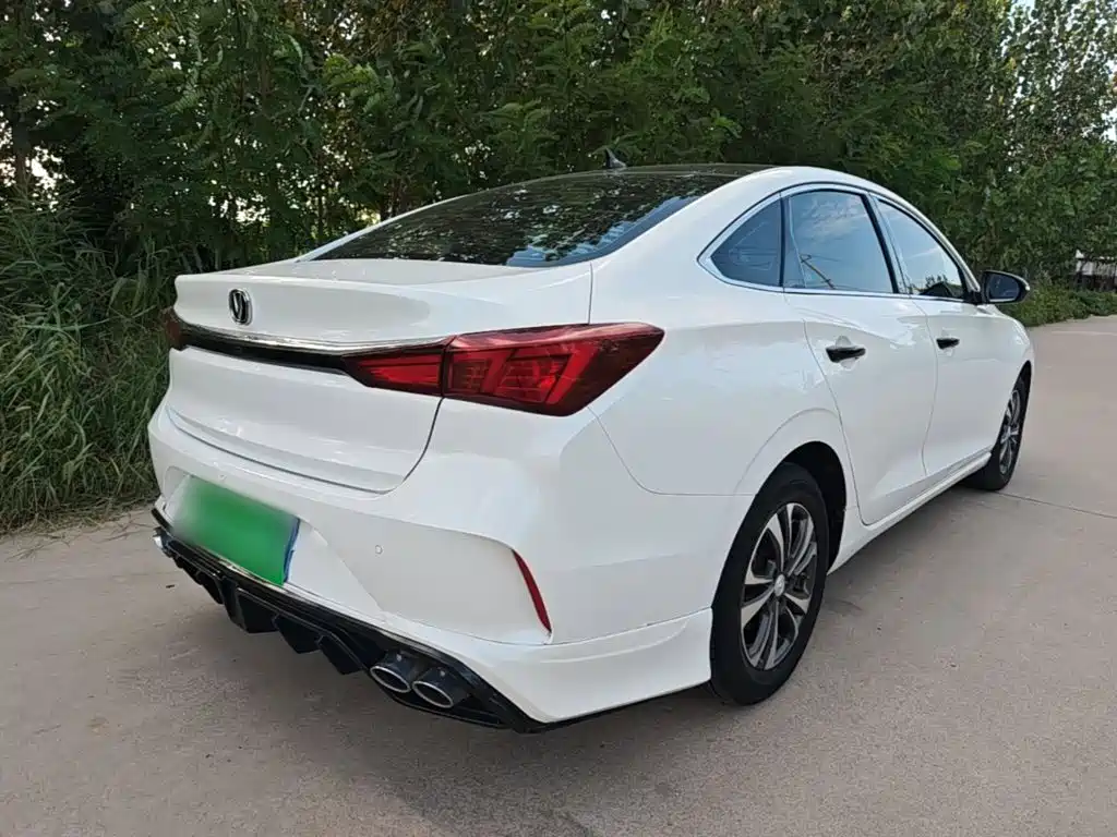 Changan Eado — миниатюра 7