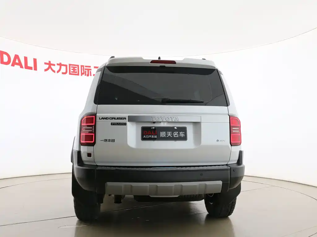Toyota Prado — миниатюра 14