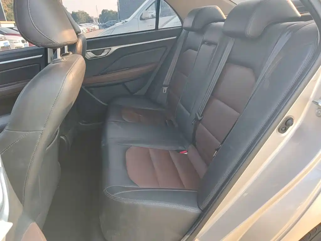 Geely Vision — миниатюра 17