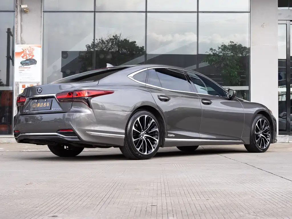 Lexus LS 2021 500h Executive