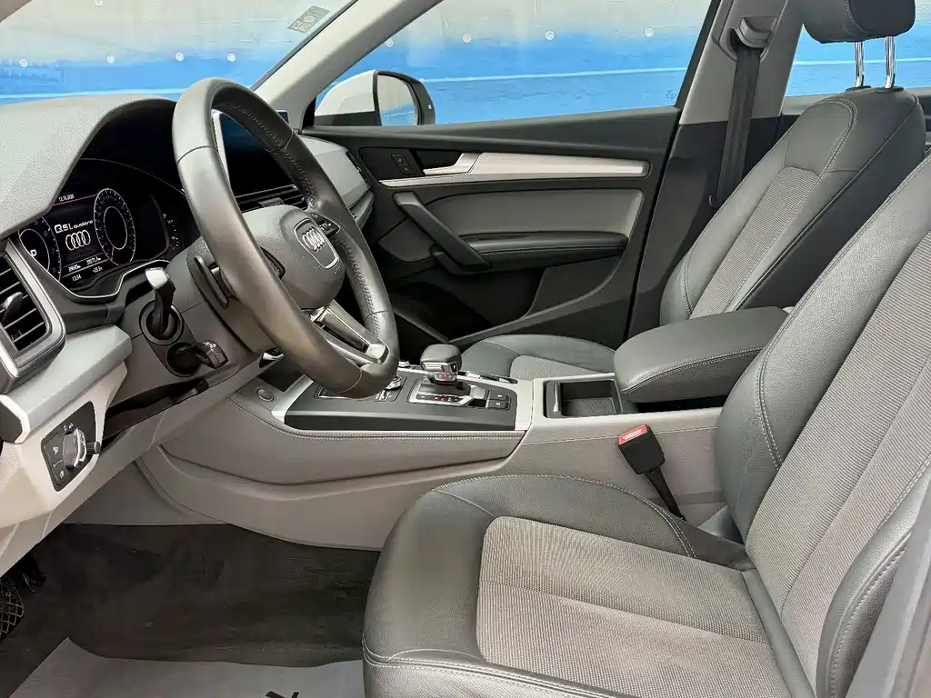Audi Q5L — миниатюра 5