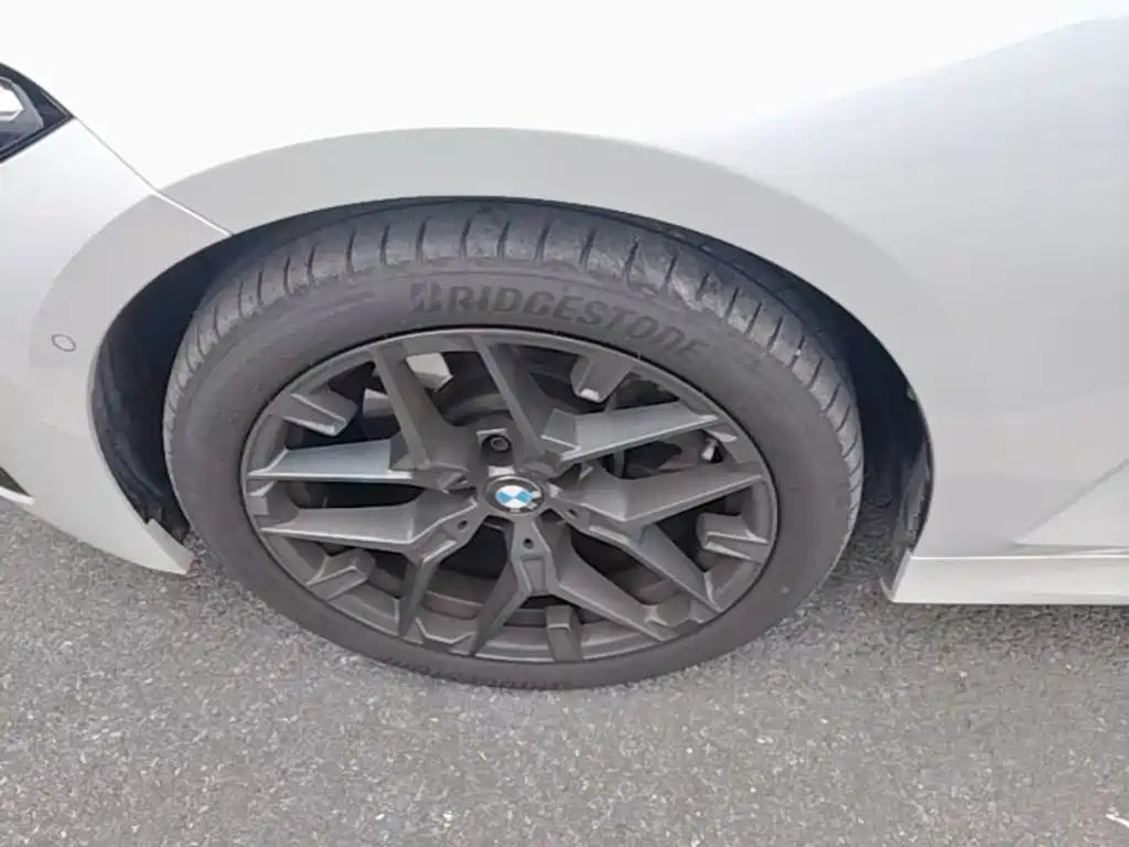 BMW 3 Series — миниатюра 23