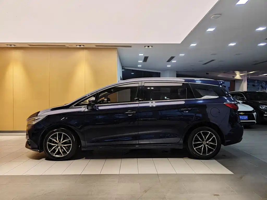 BYD Song MAX MAX 2018 1.5T AT Flagship 6 мест