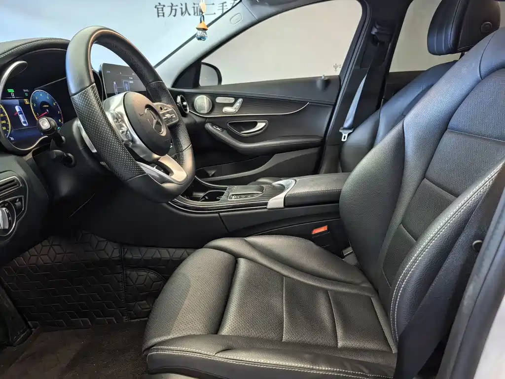 Mercedes-Benz C-Class — миниатюра 3
