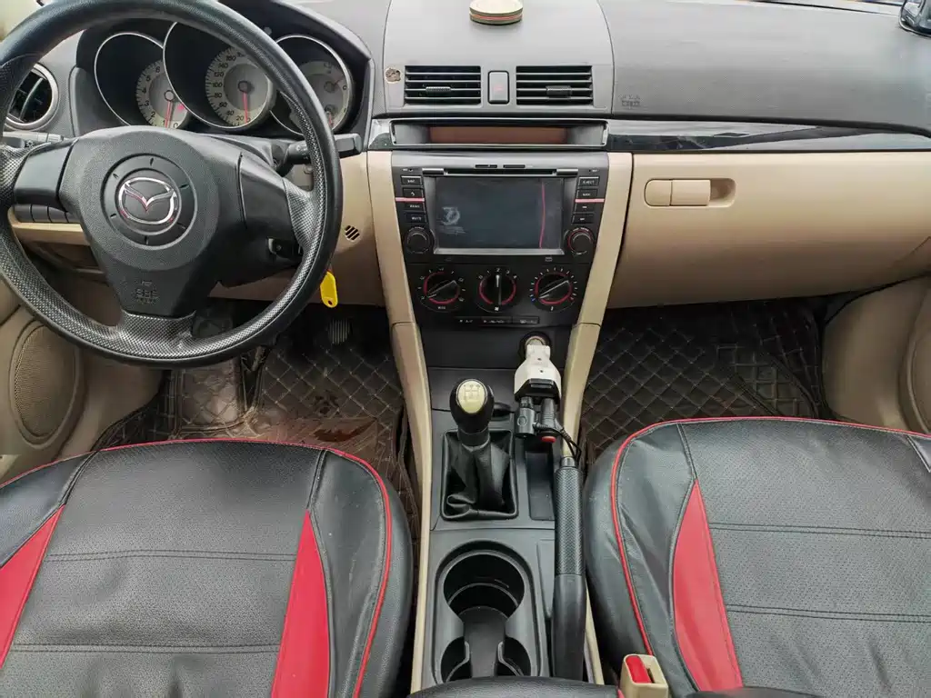 Mazda 3 — миниатюра 11
