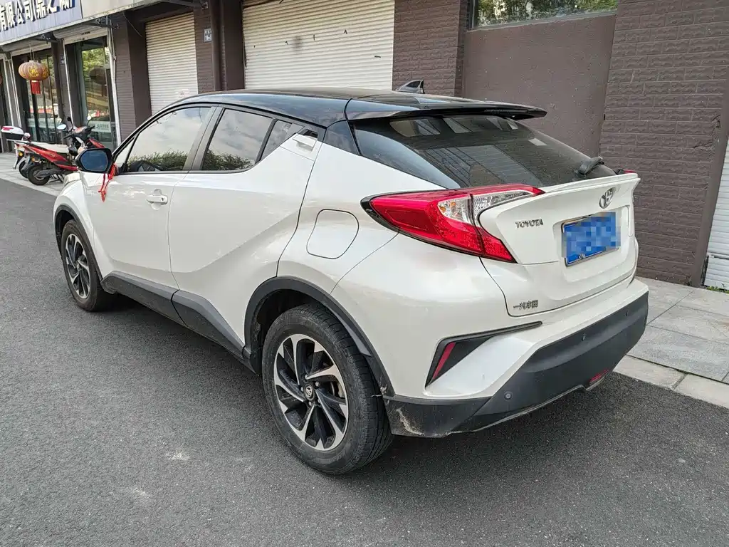 Toyota IZOA — миниатюра 2