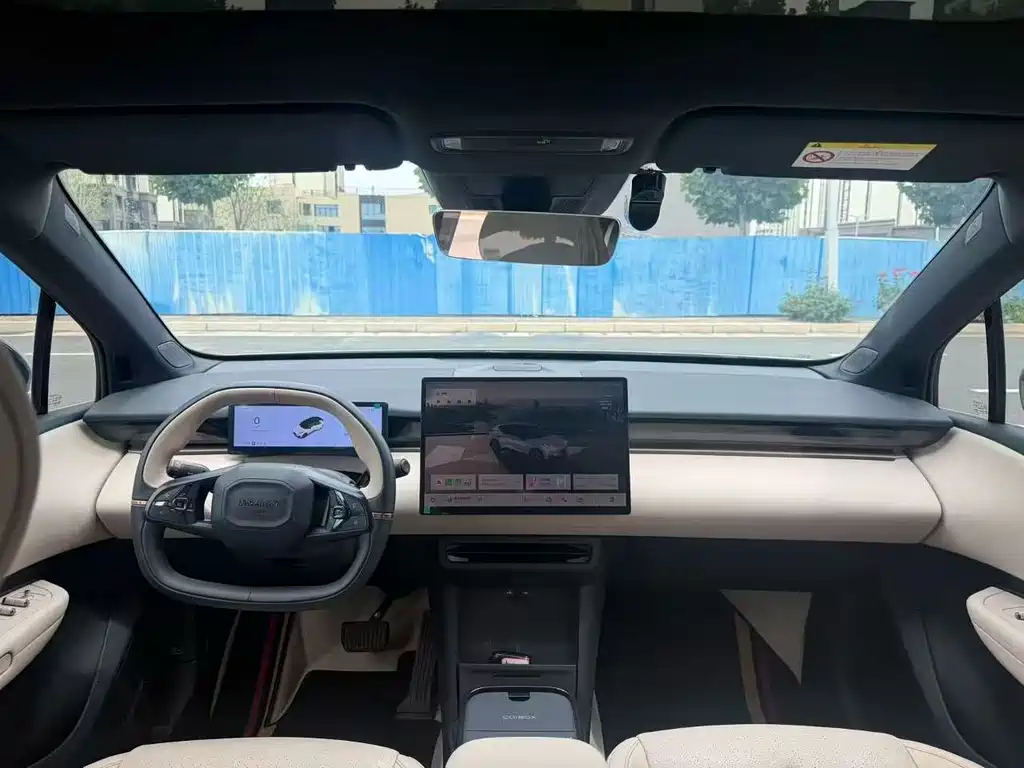 Lynk & Co Z20 2026 430km Pro