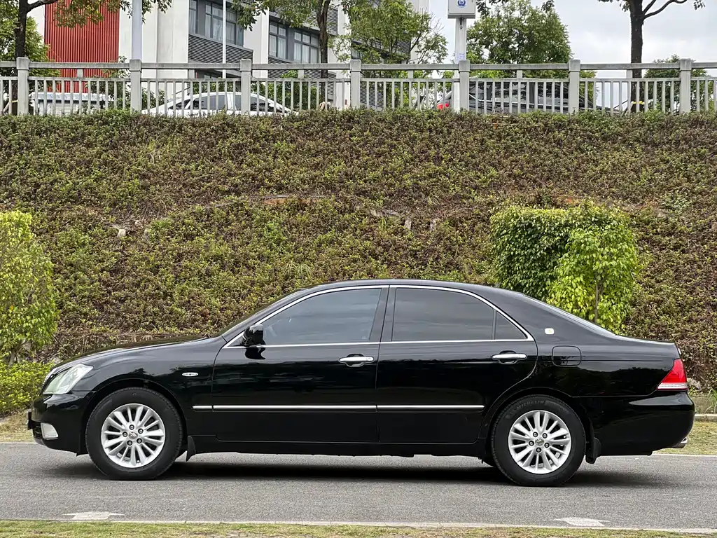Toyota Crown 2007 2.5L Royal